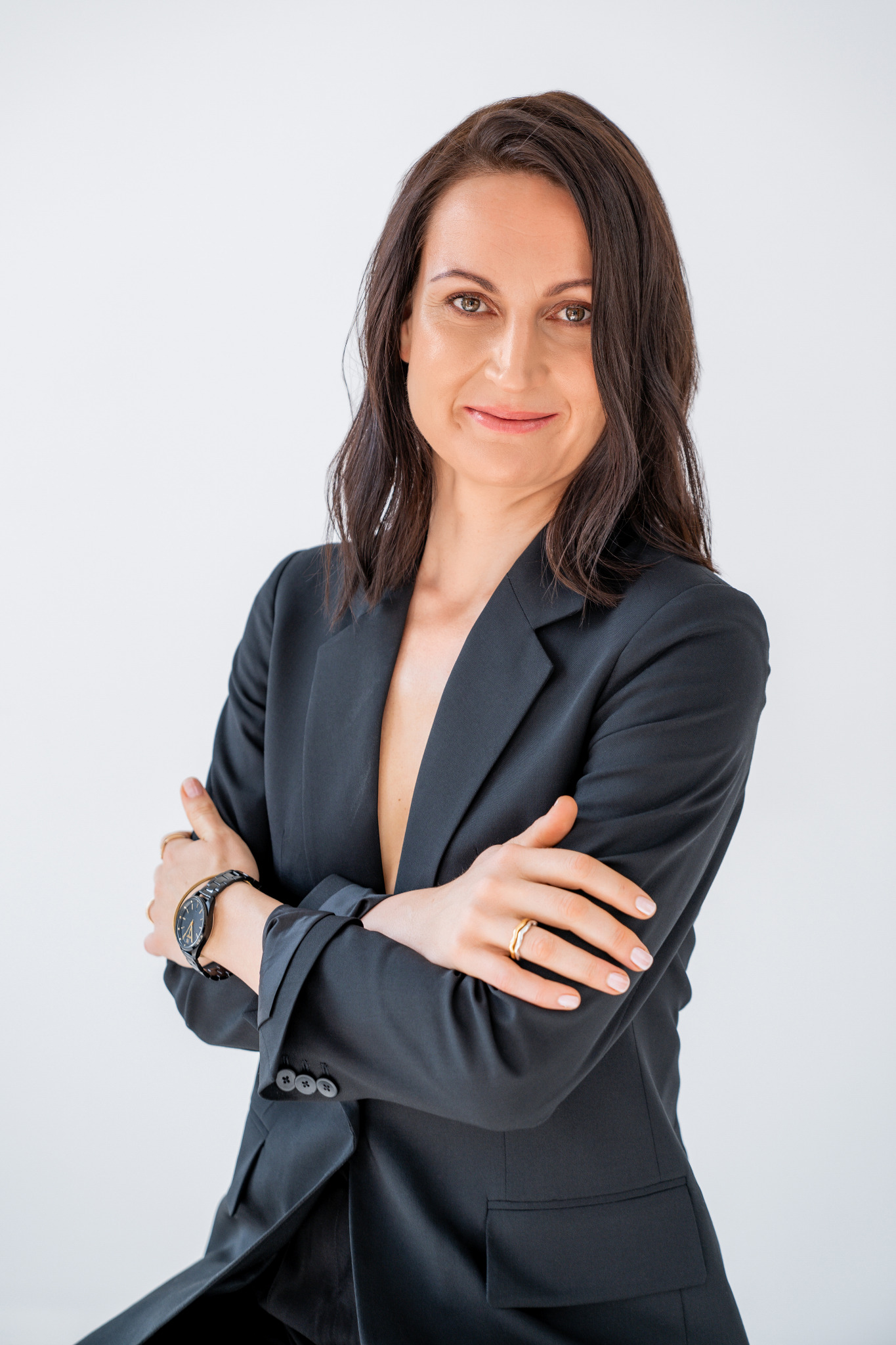 Halina Wyczisk im dunklen Anzug