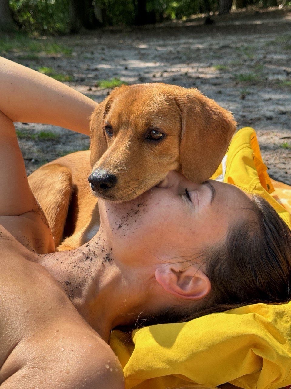 Halina mit Linus in einem stillen Moment